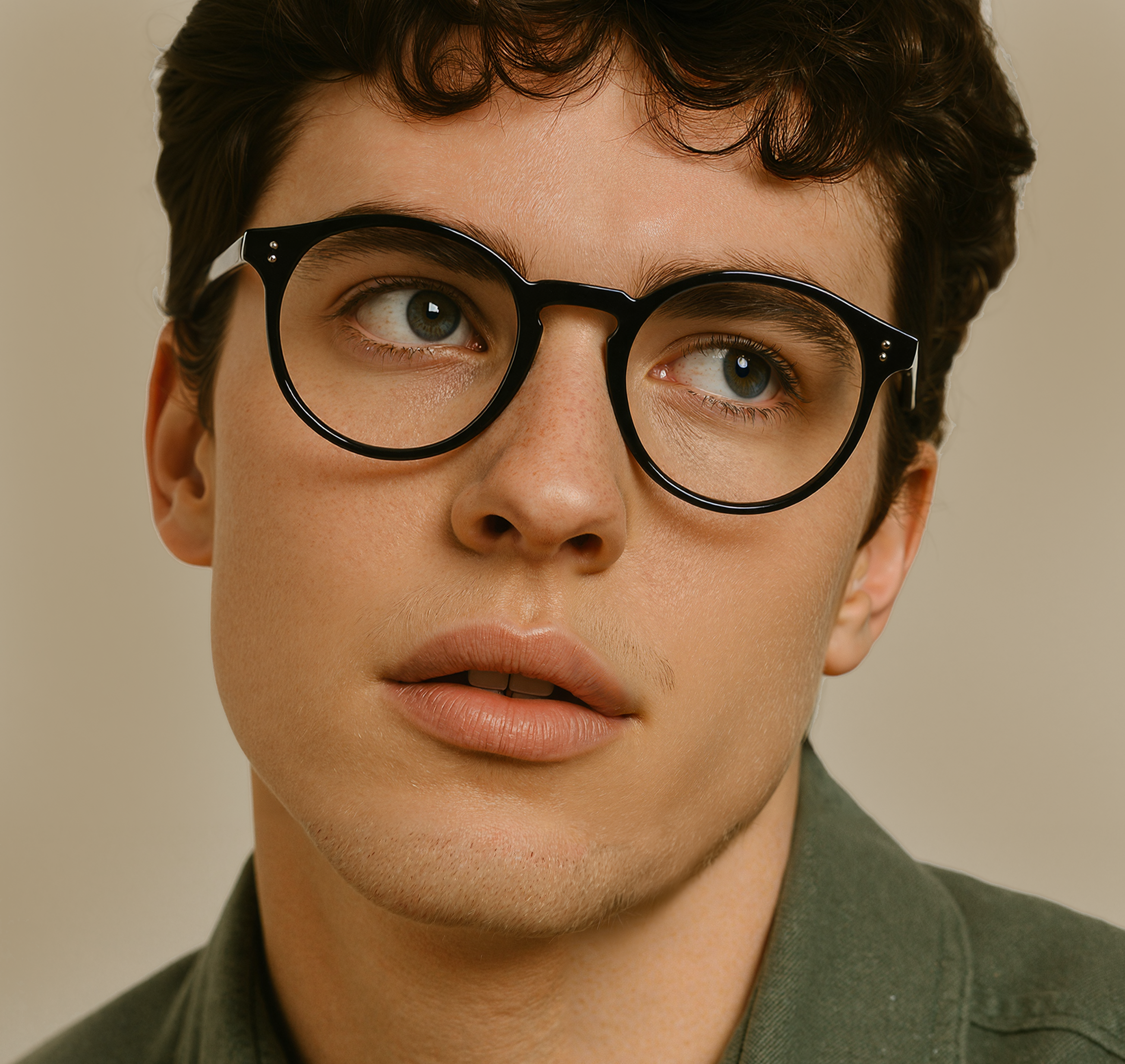 Más que óptica. El diseño que buscas, al valor que mereces.